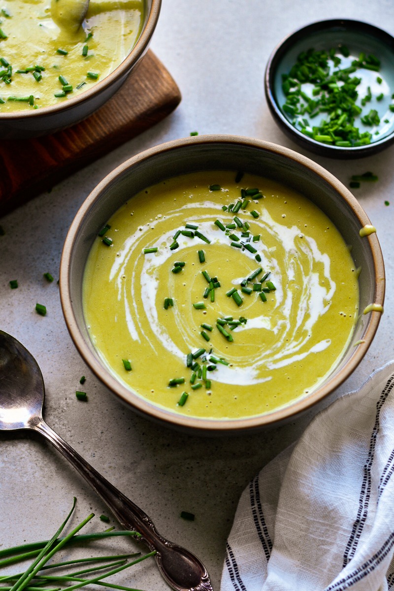 Creamy Leek Potato Soup - UncomplicatedChef