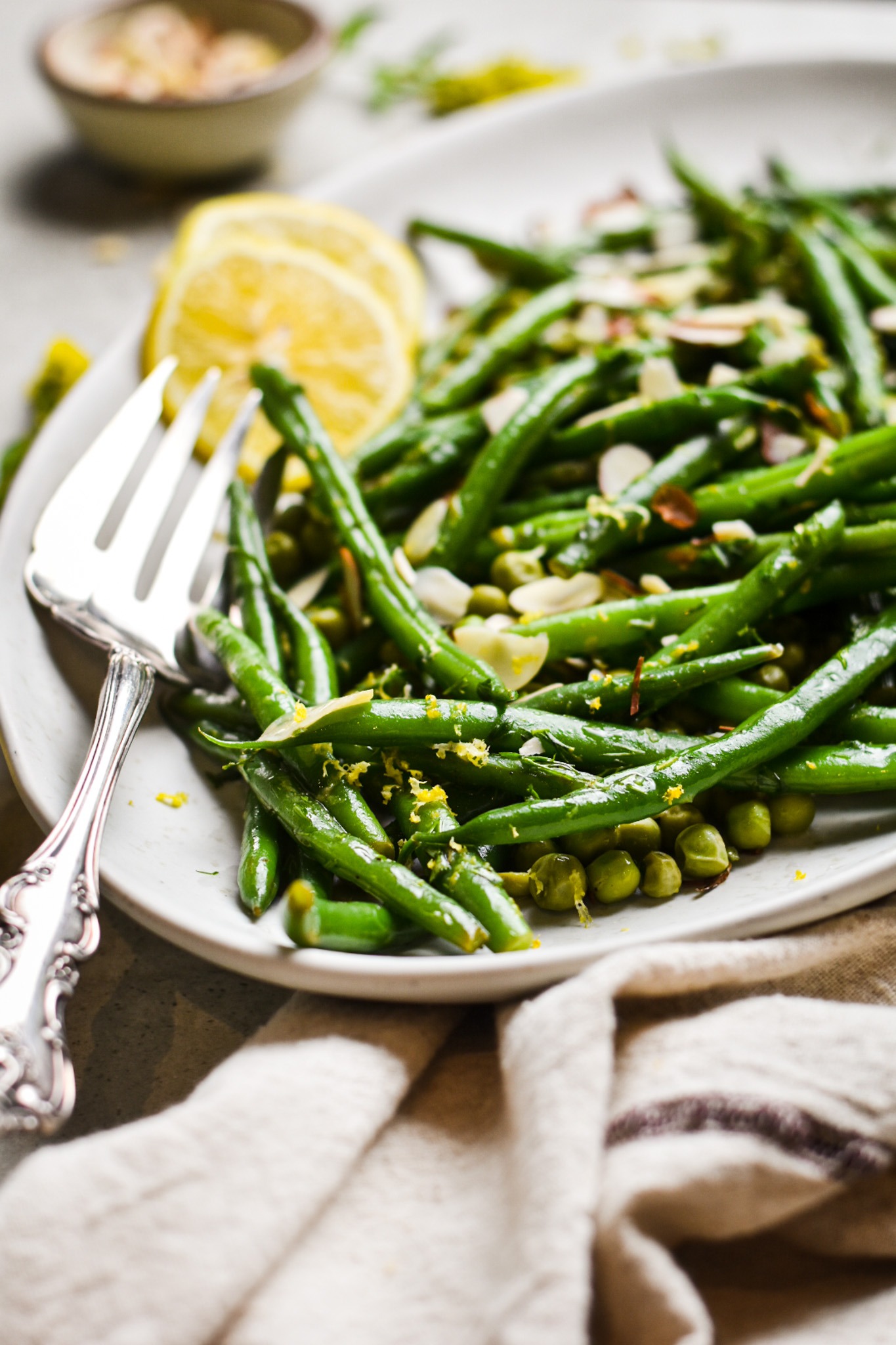 Lemon Butter Green Beans and Peas Salad - UncomplicatedChef