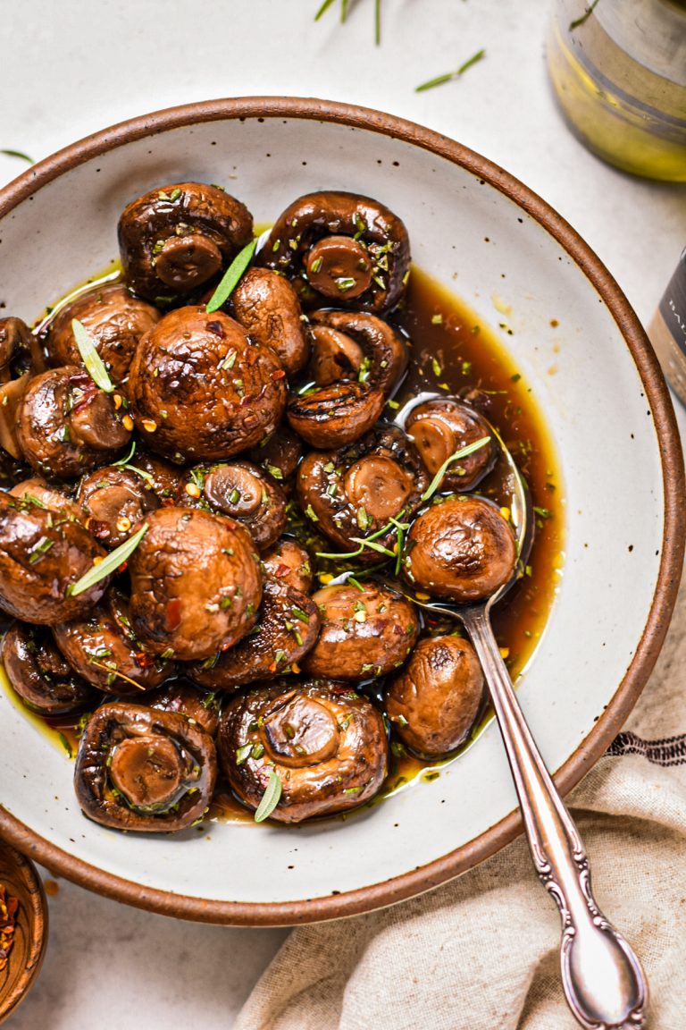 Balsamic Marinated Mushrooms - UncomplicatedChef